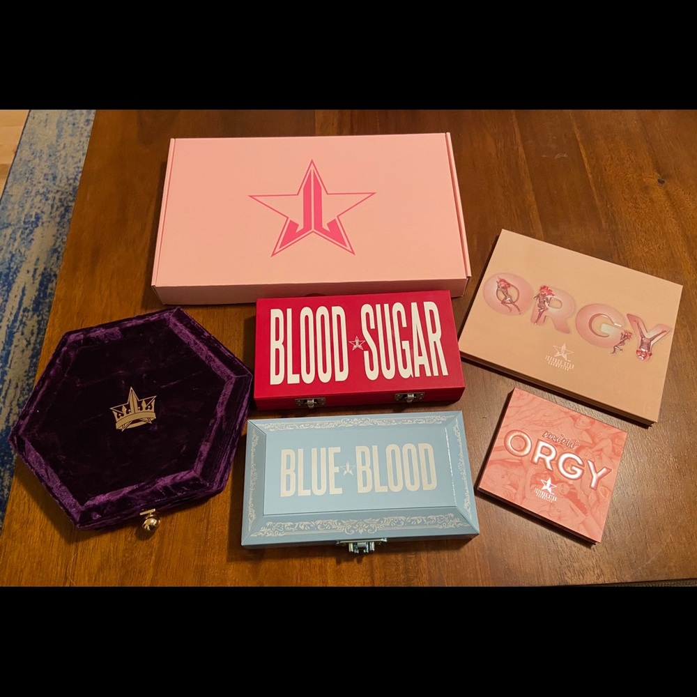 Jeffree Star Eyeshadow Palette and Mirror Bundle